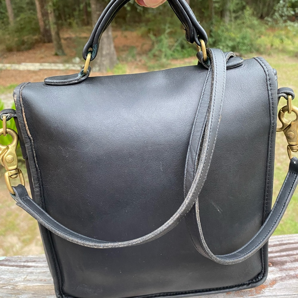 Vintage Coach Station Bag - Picture 2 of 16